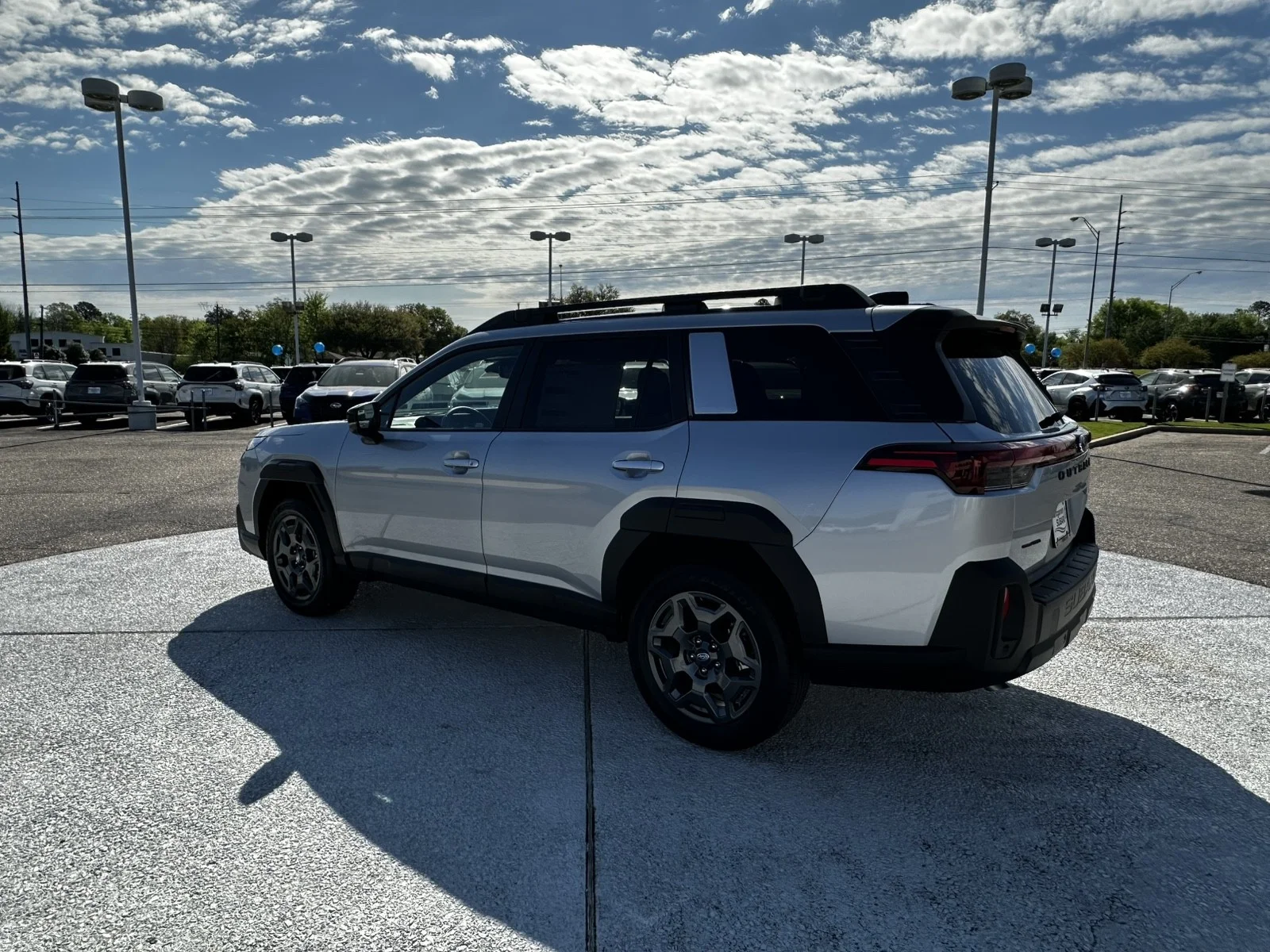 New 2026 ICE SILVER METALLIC Subaru Premium image 5