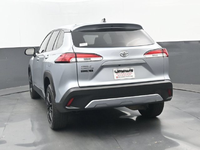 Used 2023 Sonic Silver Toyota L image 19