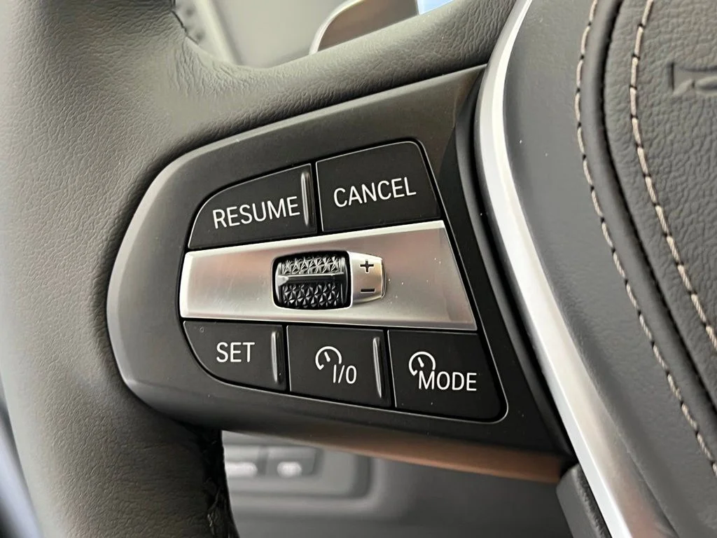 New 2026 Skyscraper Grey Metallic BMW sDrive40i image 19