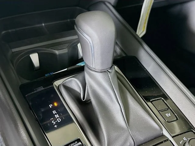 2026 Mazda CX-50 Premium - Photo 18