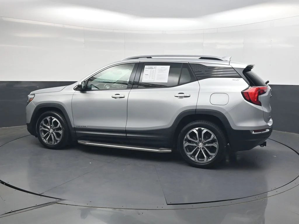 Used 2021 Silver GMC SLT image 8