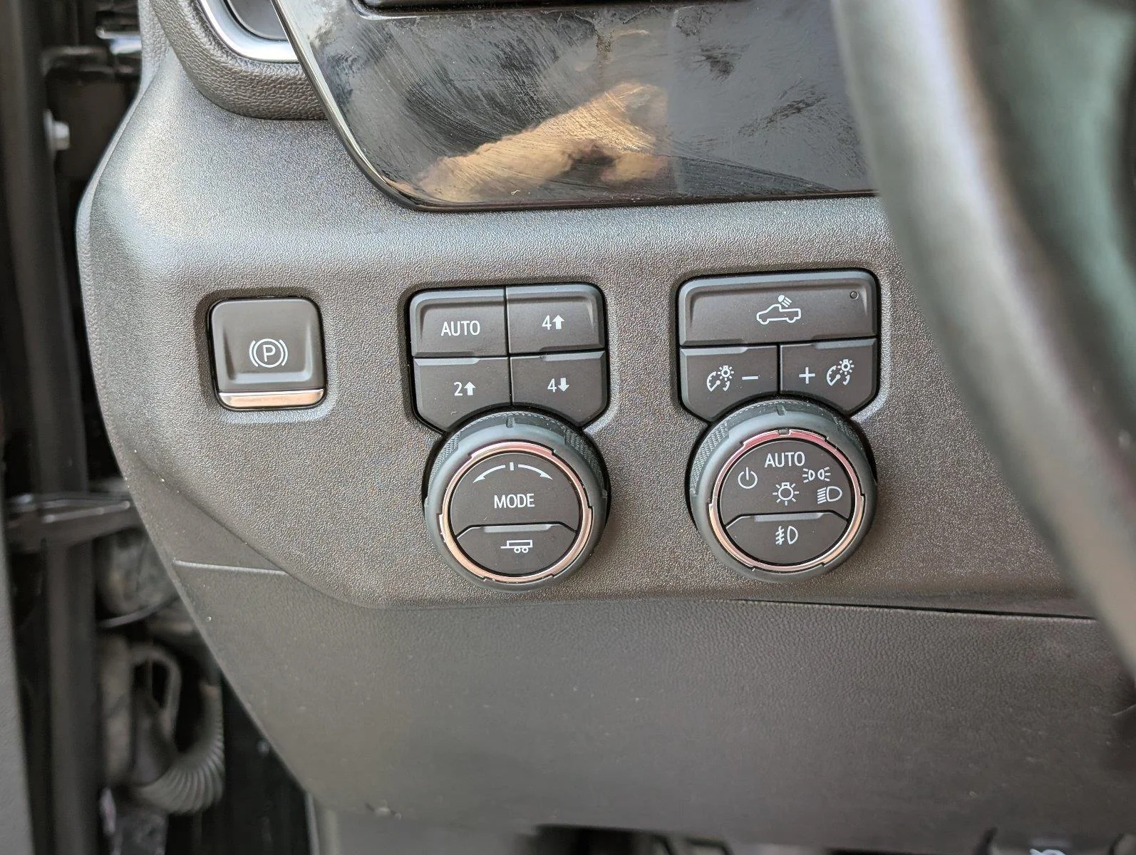 Used 2024 Black Chevrolet RST image 30