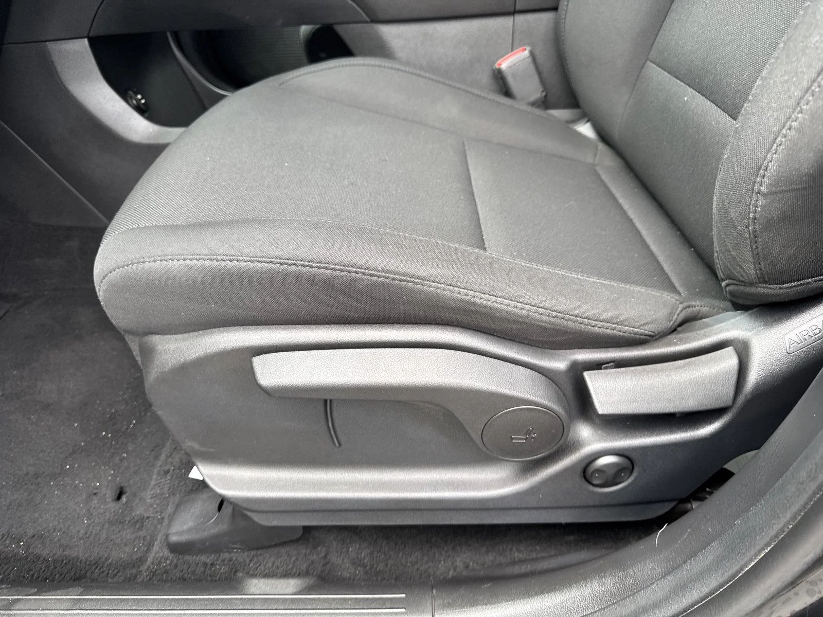 Used 2026 Phantom Black Hyundai SE image 12
