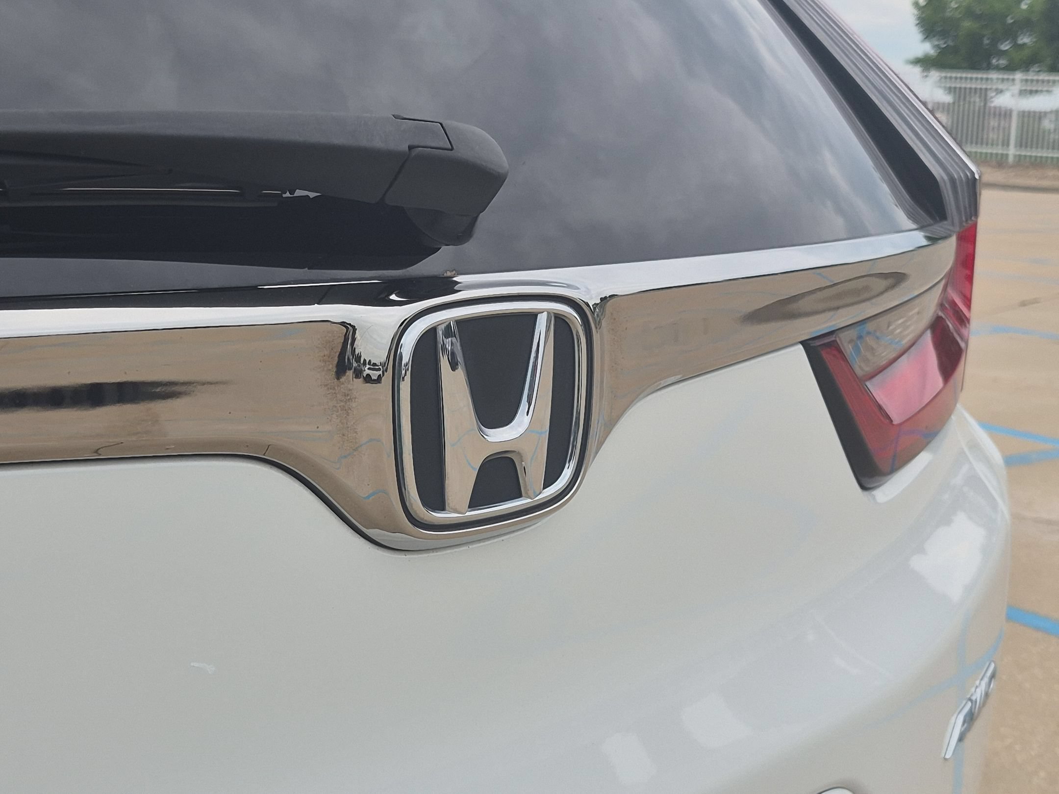 Certified Used 2020 Platinum White Pearl Honda EX-L AWD image 29
