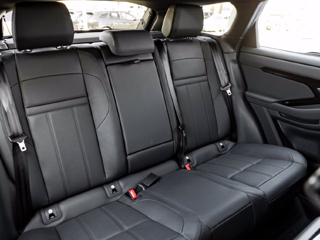 Used 2026 Fuji White Land Rover S image 32