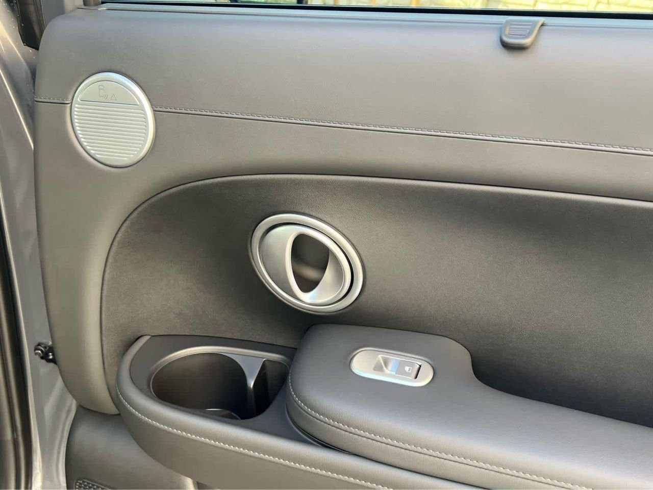 New 2026 Ecotronic Gray Pearl Hyundai SEL Premium AWD image 22