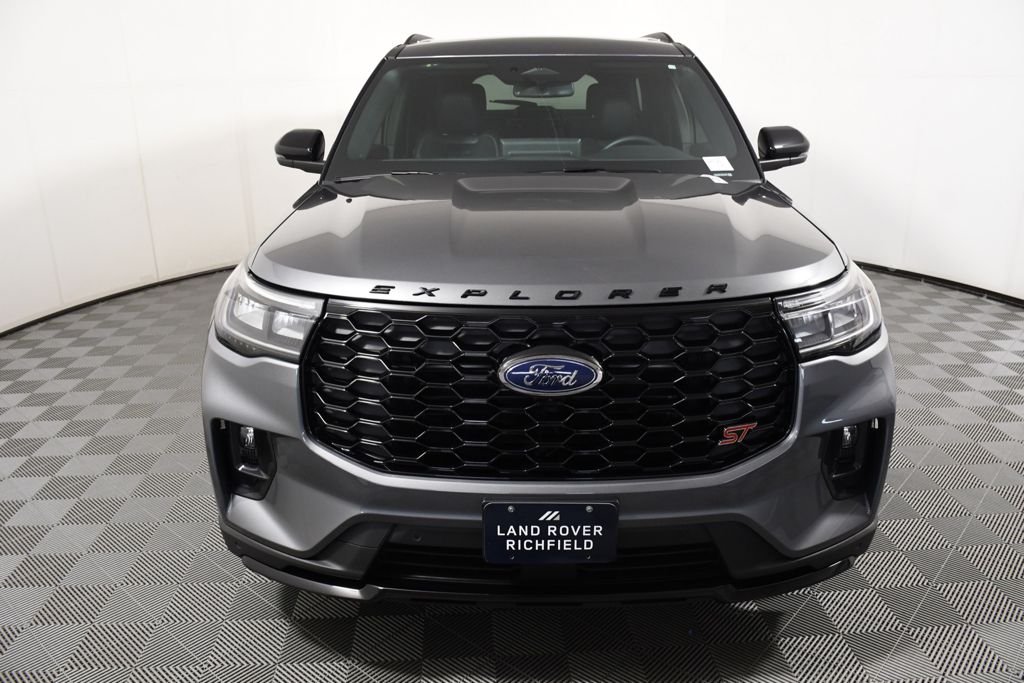 Used 2025 Ford Explorer ST with VIN 1FMWK8GC1SGA41987 for sale in Richfield, Minnesota
