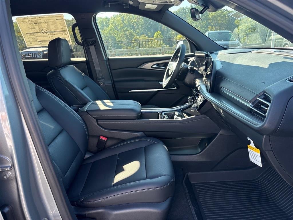 2027 Chevrolet Traverse LT - Photo 29