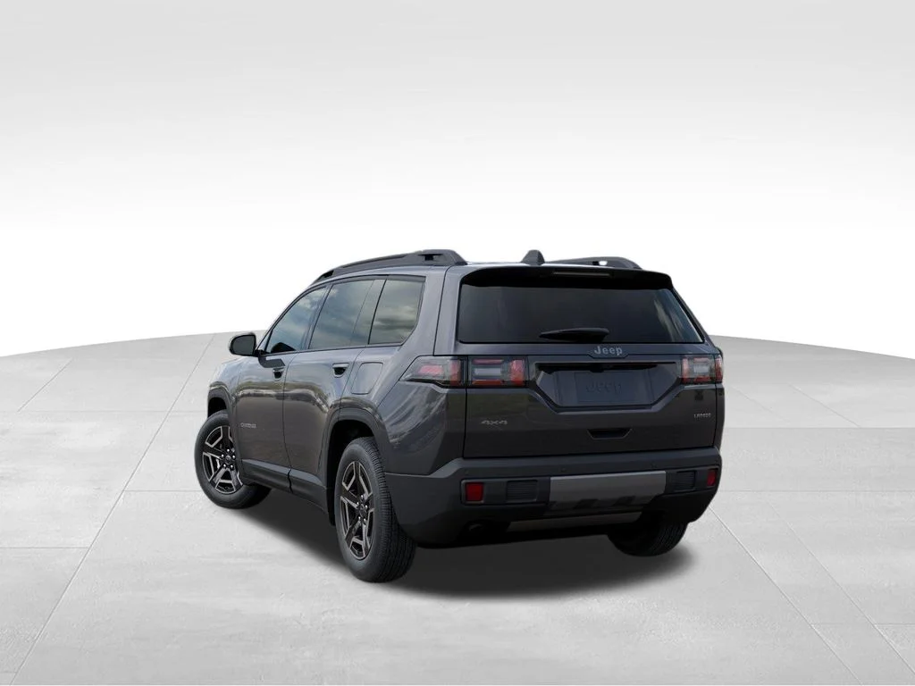 New 2026 Sting-Gray Clear-Coat Exterior Paint Jeep Laredo image 3