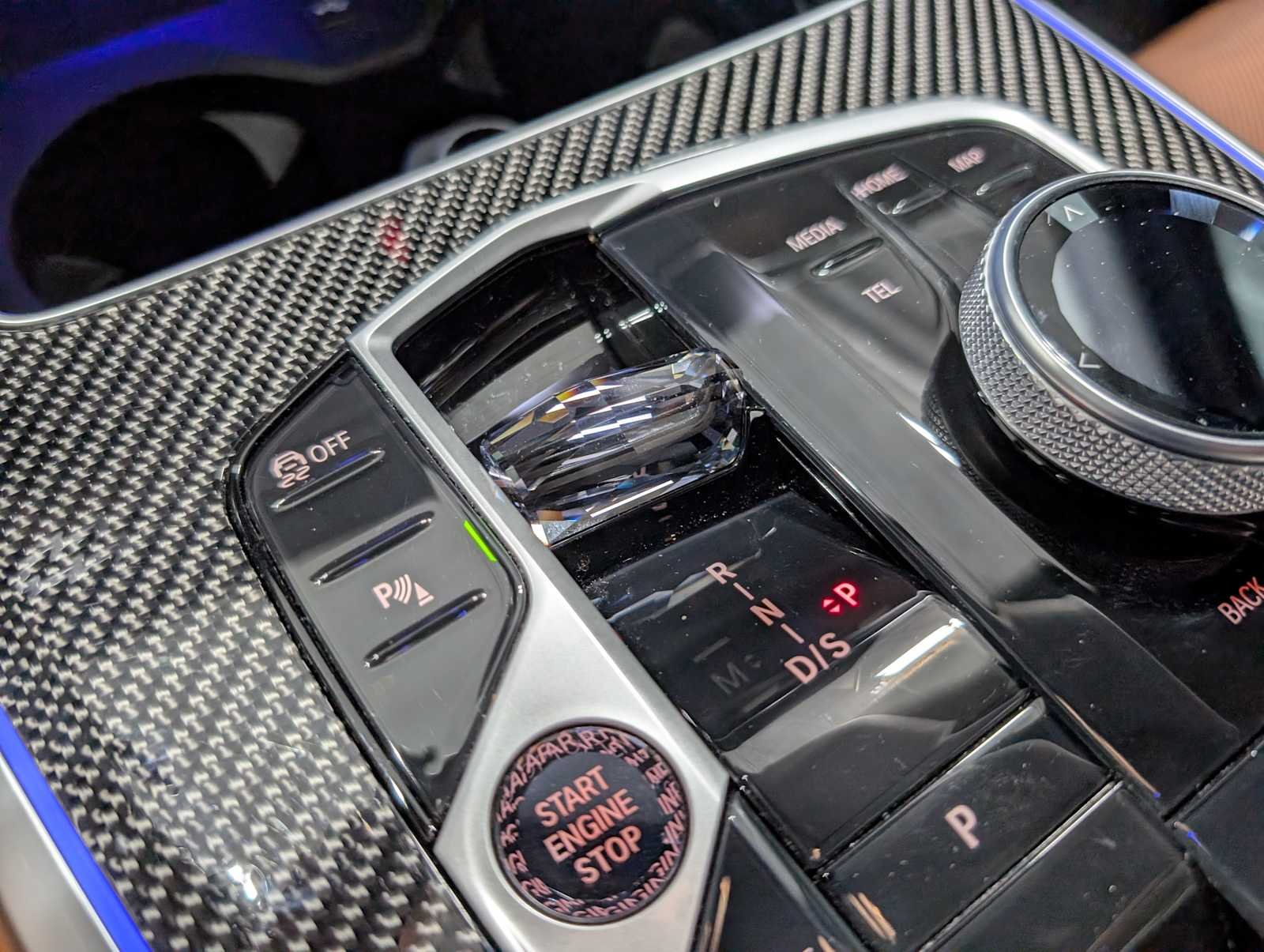 Used 2025 Skyscraper Grey Metallic BMW M60i image 32