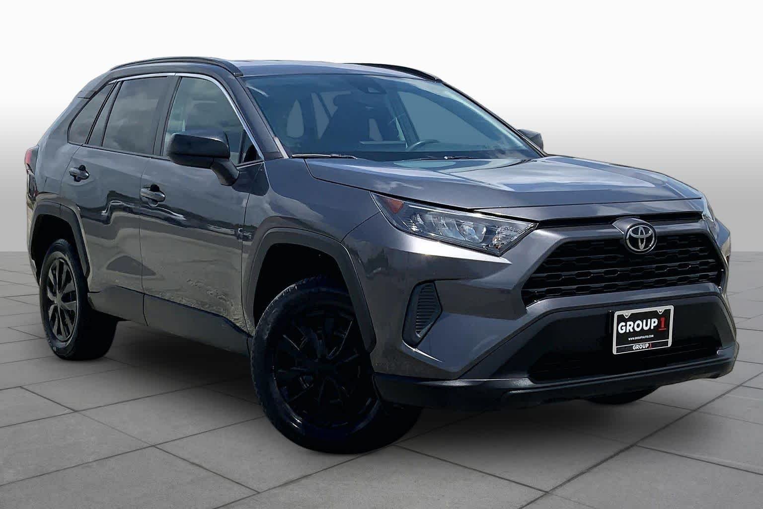 Used 2021 Magnetic Gray Metallic Toyota LE image 3