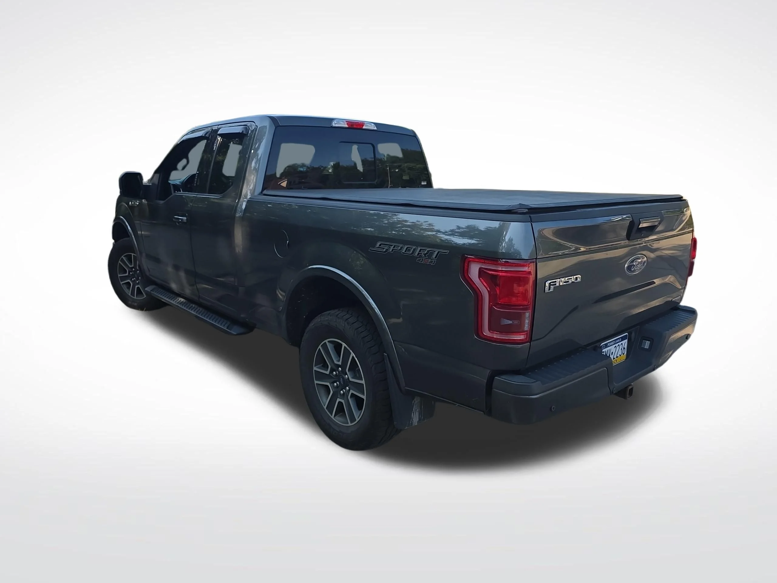 Used 2016 Magnetic Ford XLT image 7
