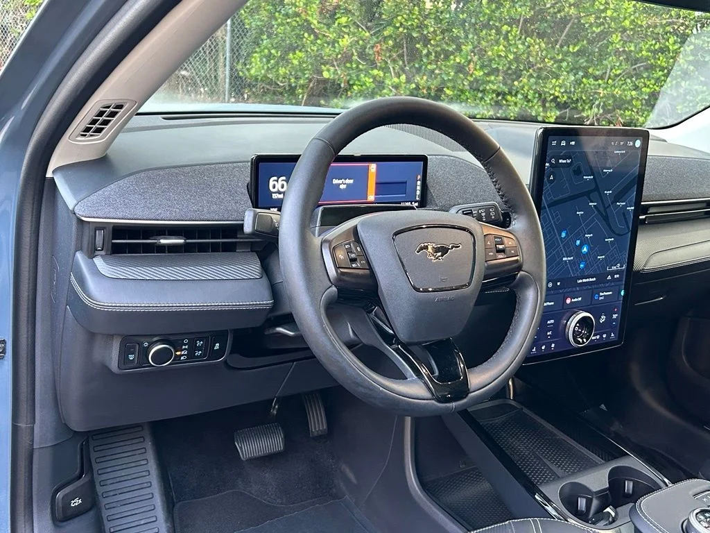 Used 2023 Blue Metallic Ford Premium image 35