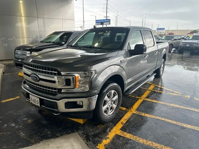Used 2019 Magnetic Ford XLT image 2