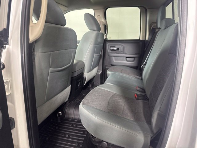 Used 2015 White Ram SLT image 12