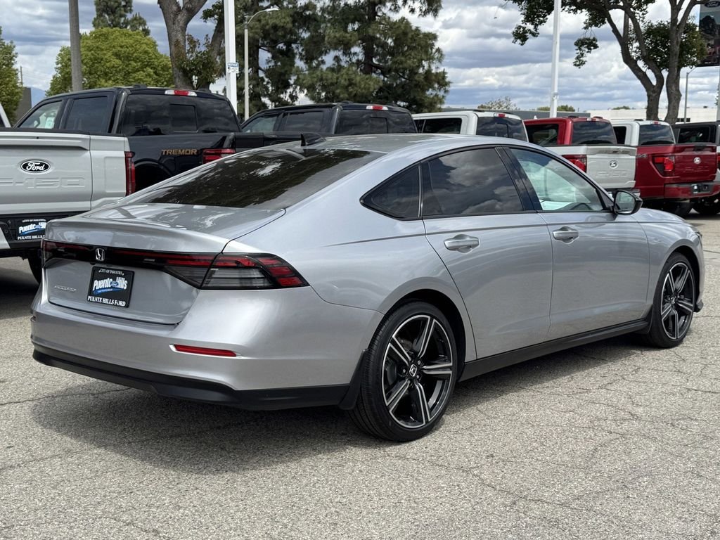 Used 2026  Honda SE image 6
