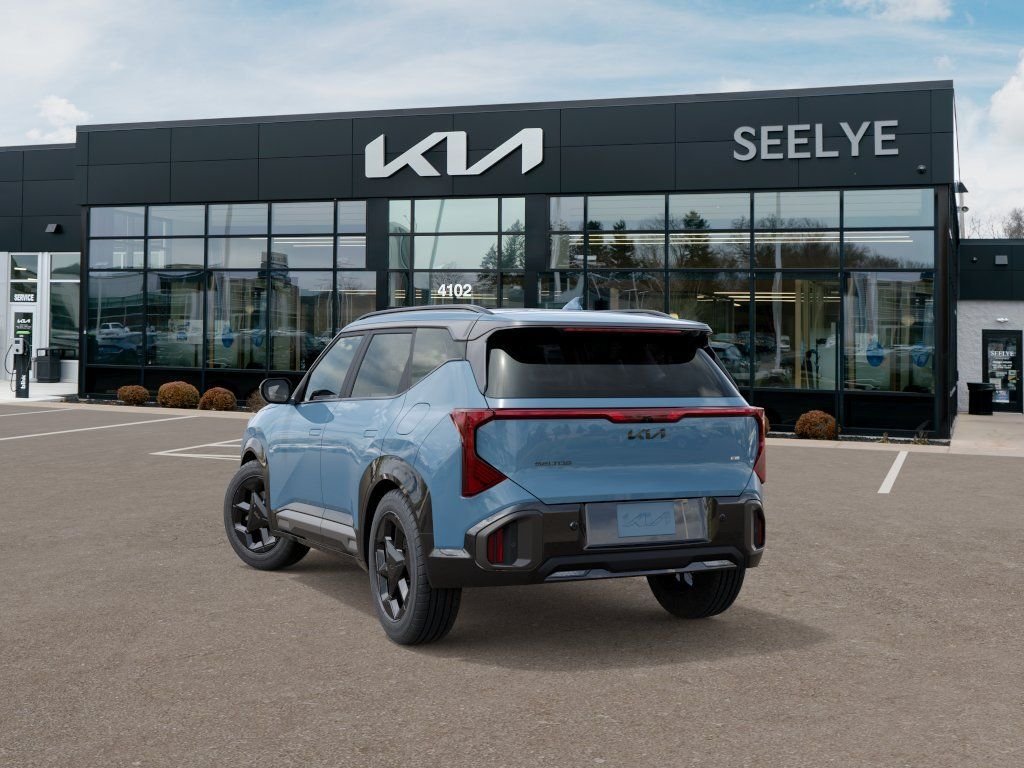 New 2027 Blue Kia X-Line S image 4