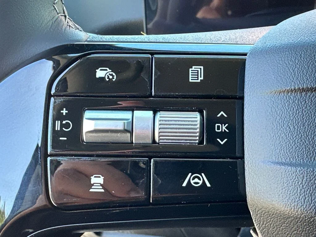 New 2026 White Kia LX image 26