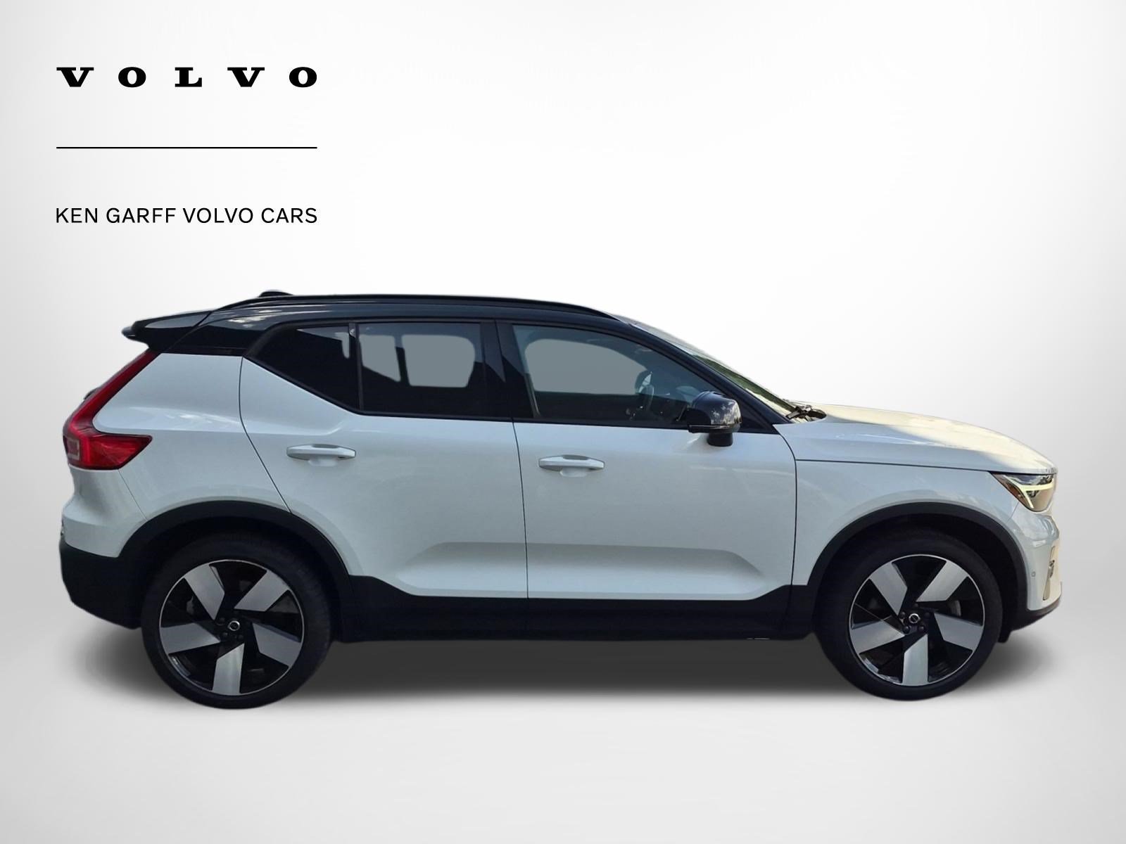 Certified Used 2023 Crystal White Volvo Ultimate image 2