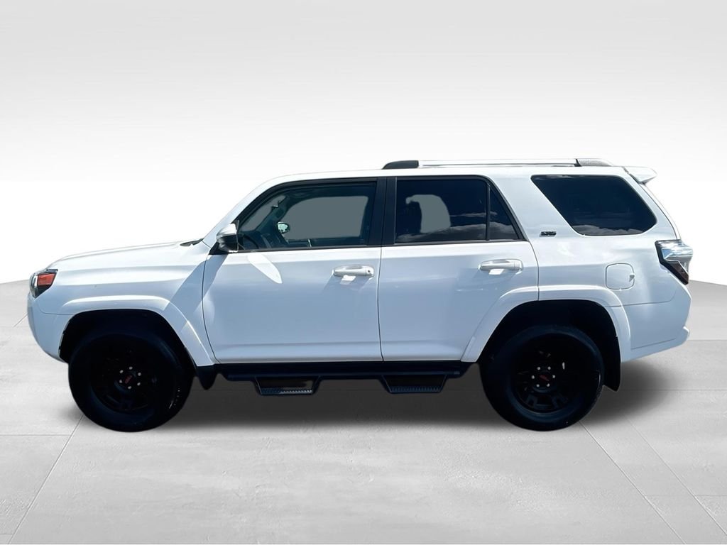 Used 2023 White Toyota SR5 image 4