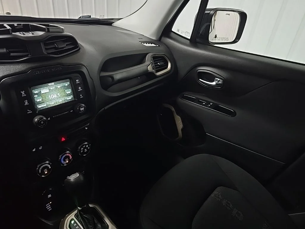 Used 2016 Black Jeep Latitude image 28