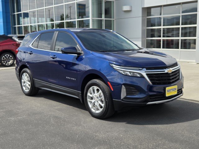 Used 2023 BLUE GLOW METALLIC Chevrolet LT image 3
