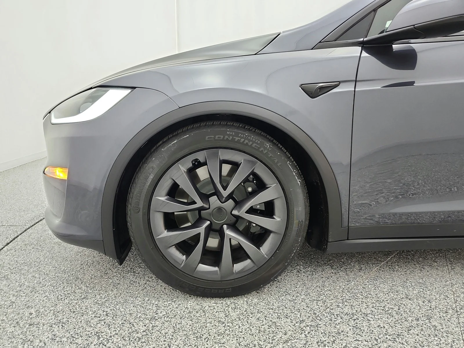 Used 2024 Stealth Grey Tesla AWD image 21