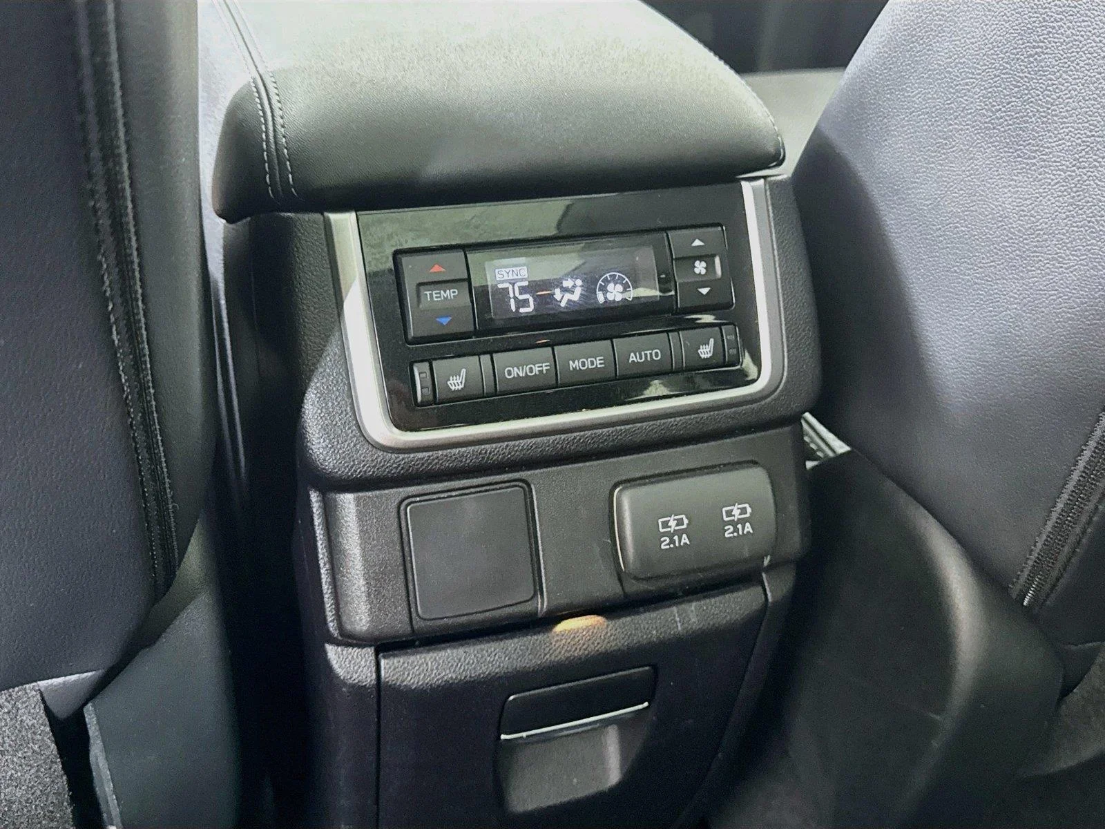 Used 2022 Magnetite Gray Metallic Subaru Limited image 27