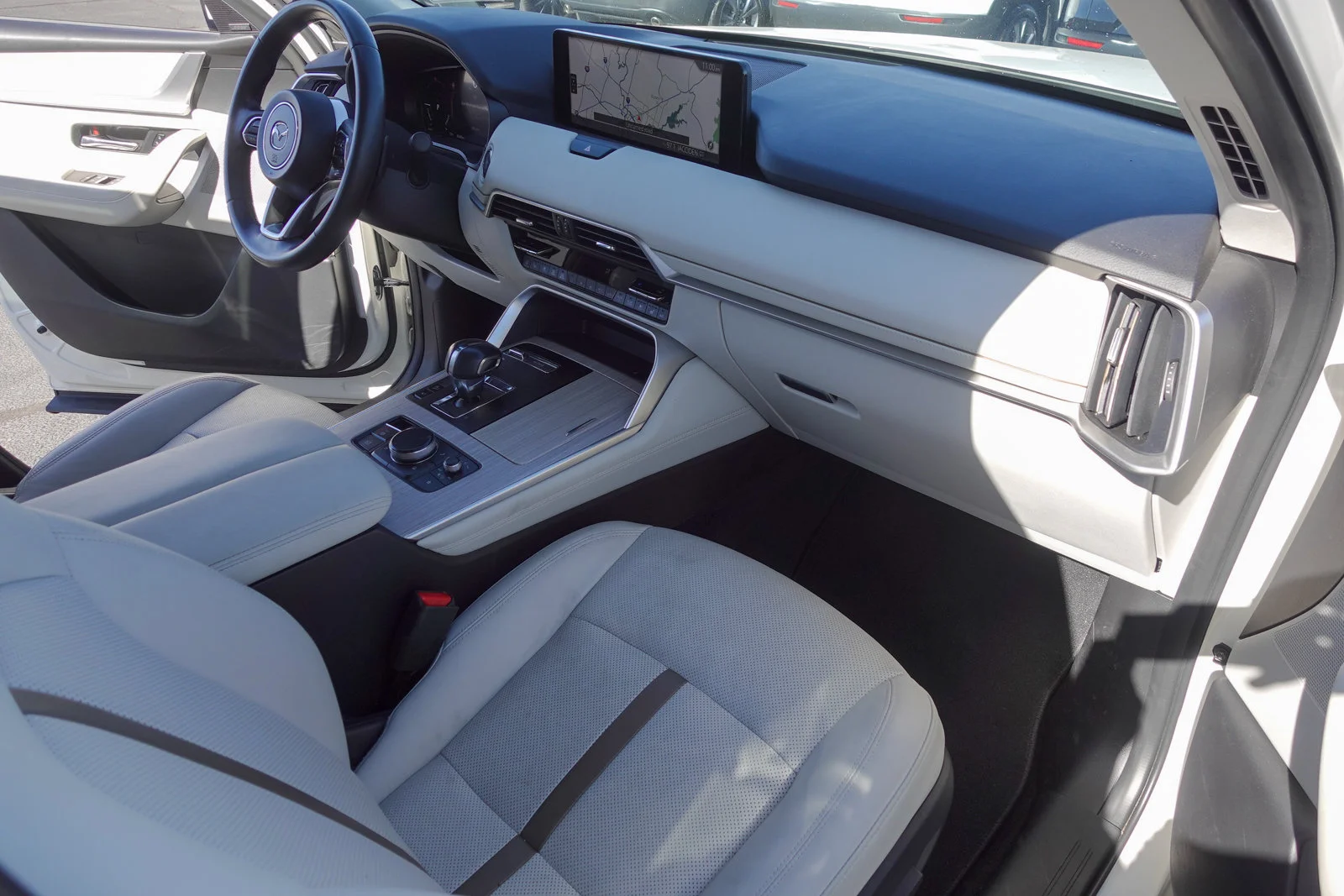 Certified Used 2024 White Mazda Premium Plus image 13