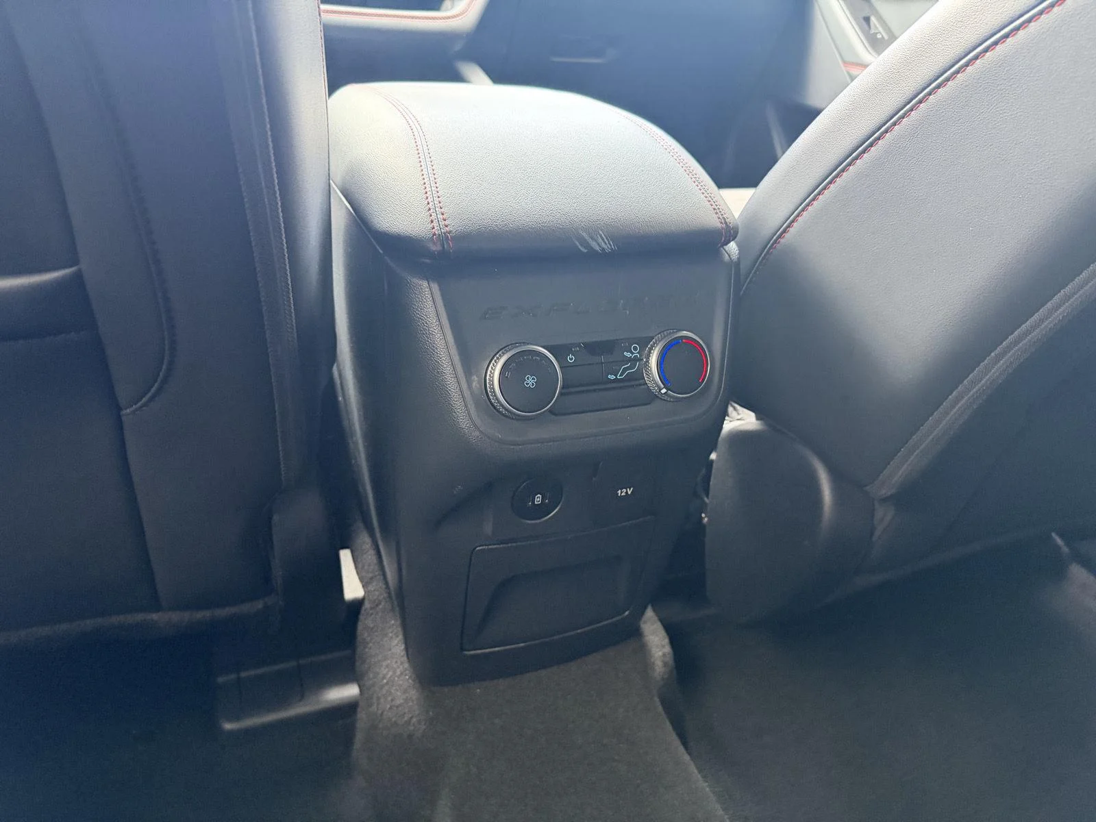 Used 2025 Carbonized Gray Ford ST-Line image 9