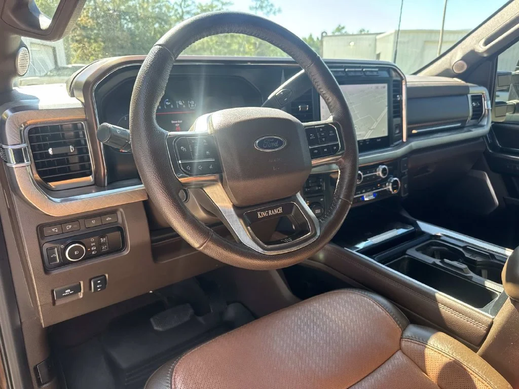 Used 2023 Brown Ford King Ranch image 36