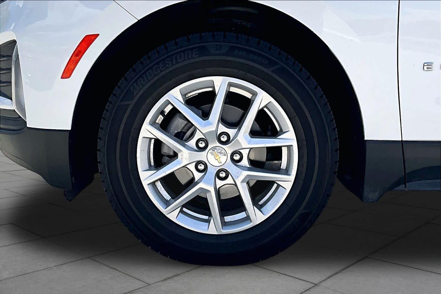 Used 2023 Summit White Chevrolet LT image 19