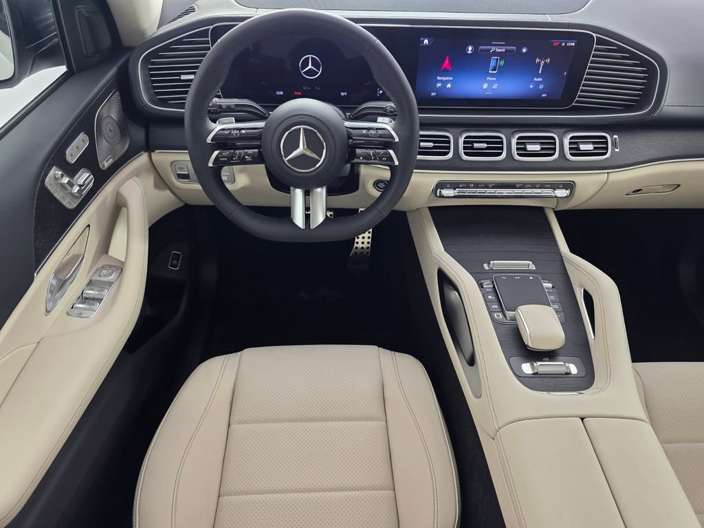 New 2026 Polar White Mercedes-Benz GLS 450 image 24