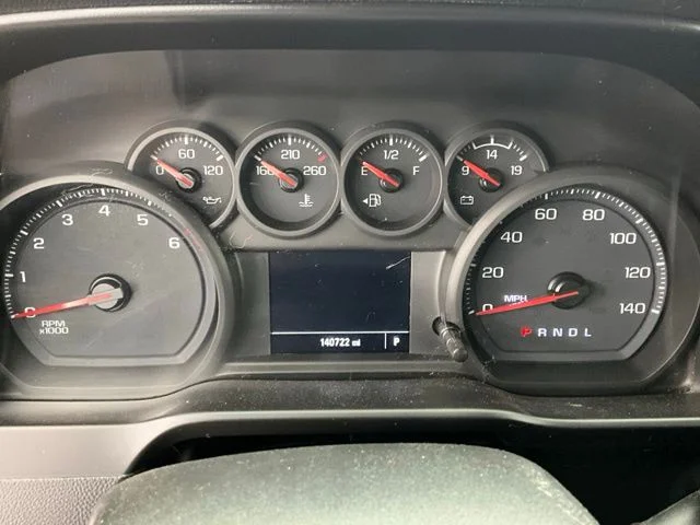 Used 2020 White Chevrolet Custom image 8