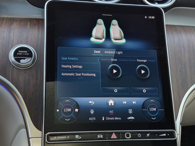 New 2027 Polar White Mercedes-Benz GLC 300 image 33