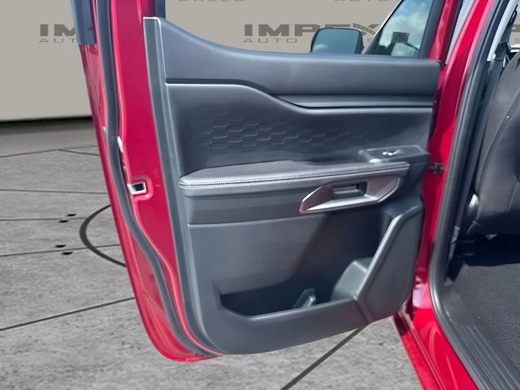 Used 2025 Red Ford XLT image 23