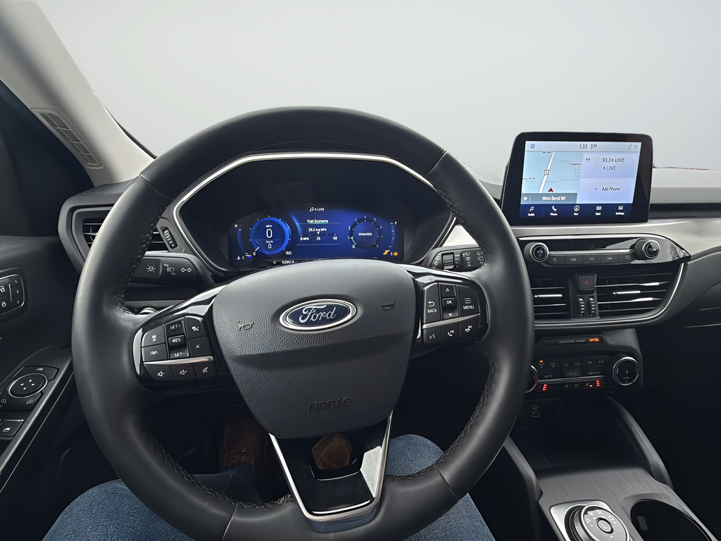 2022 Ford Escape Titanium - Photo 12