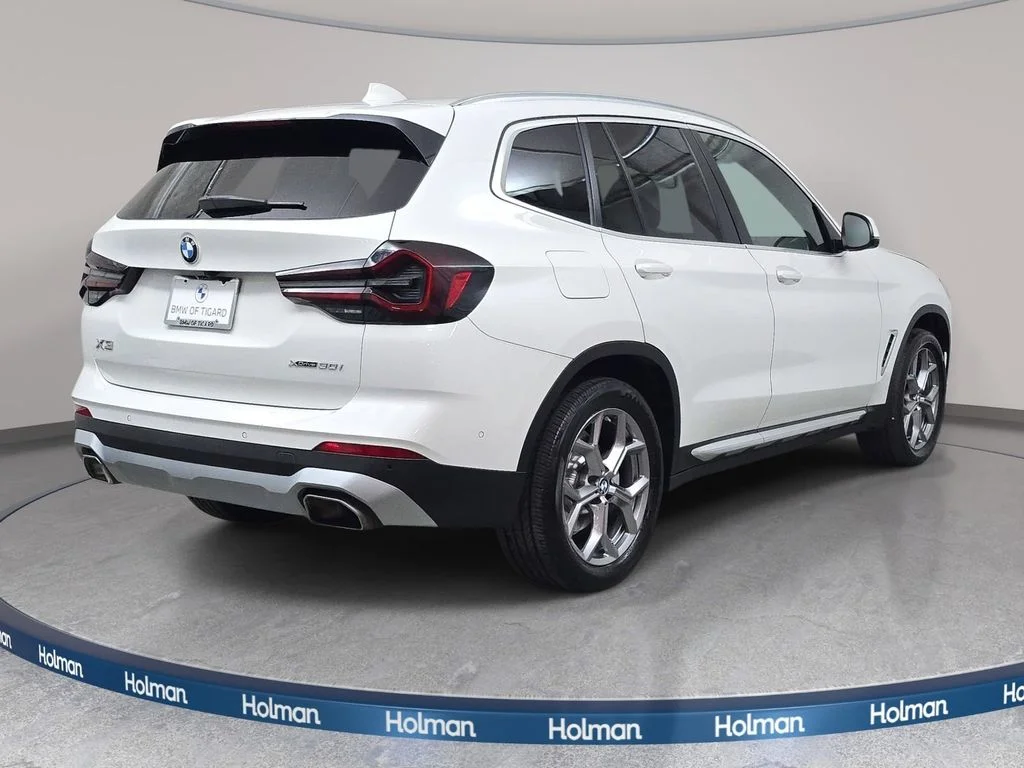 Used 2024 Alpine White BMW xDrive30i image 5