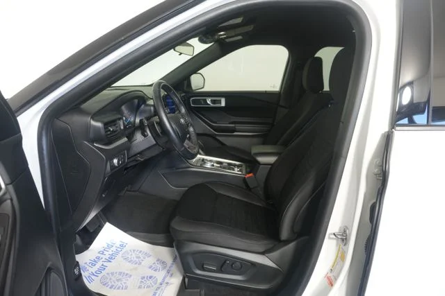 Used 2020 Oxford White Ford XLT image 23