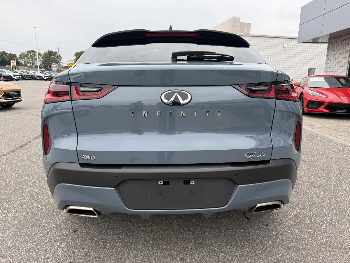 Used 2022 Grey INFINITI Sensory image 4