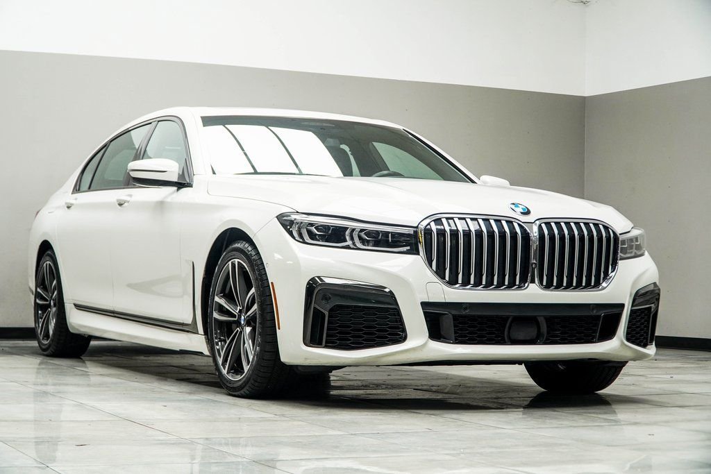 Used 2021 White BMW 740i xDrive image 4