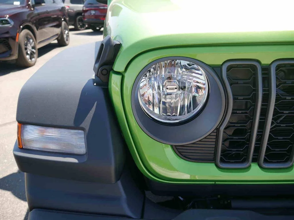 2025 Jeep Wrangler 4-Door Sport S - Photo 11