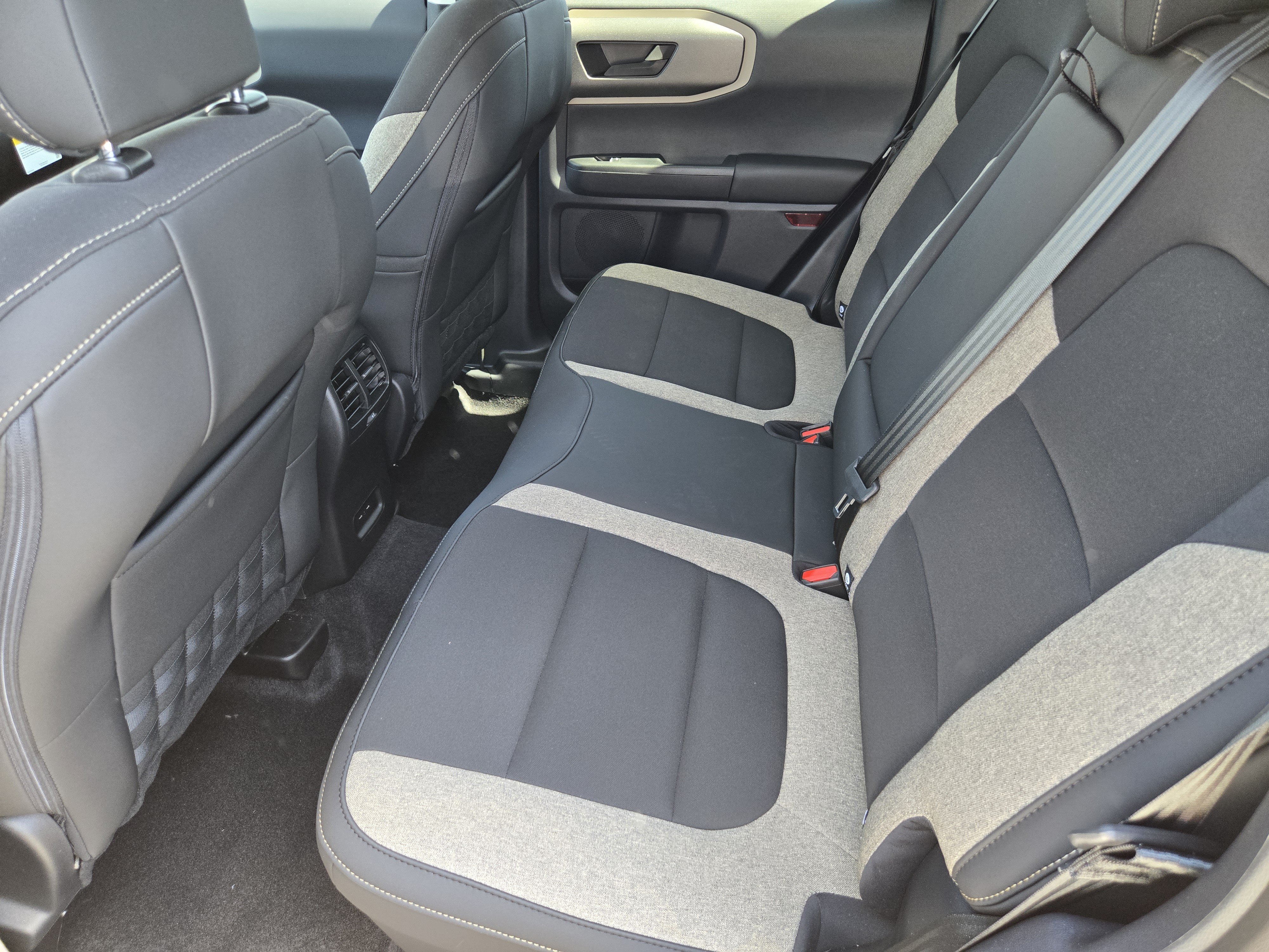 New 2026 Carbonized Gray Metallic Ford Big Bend image 19