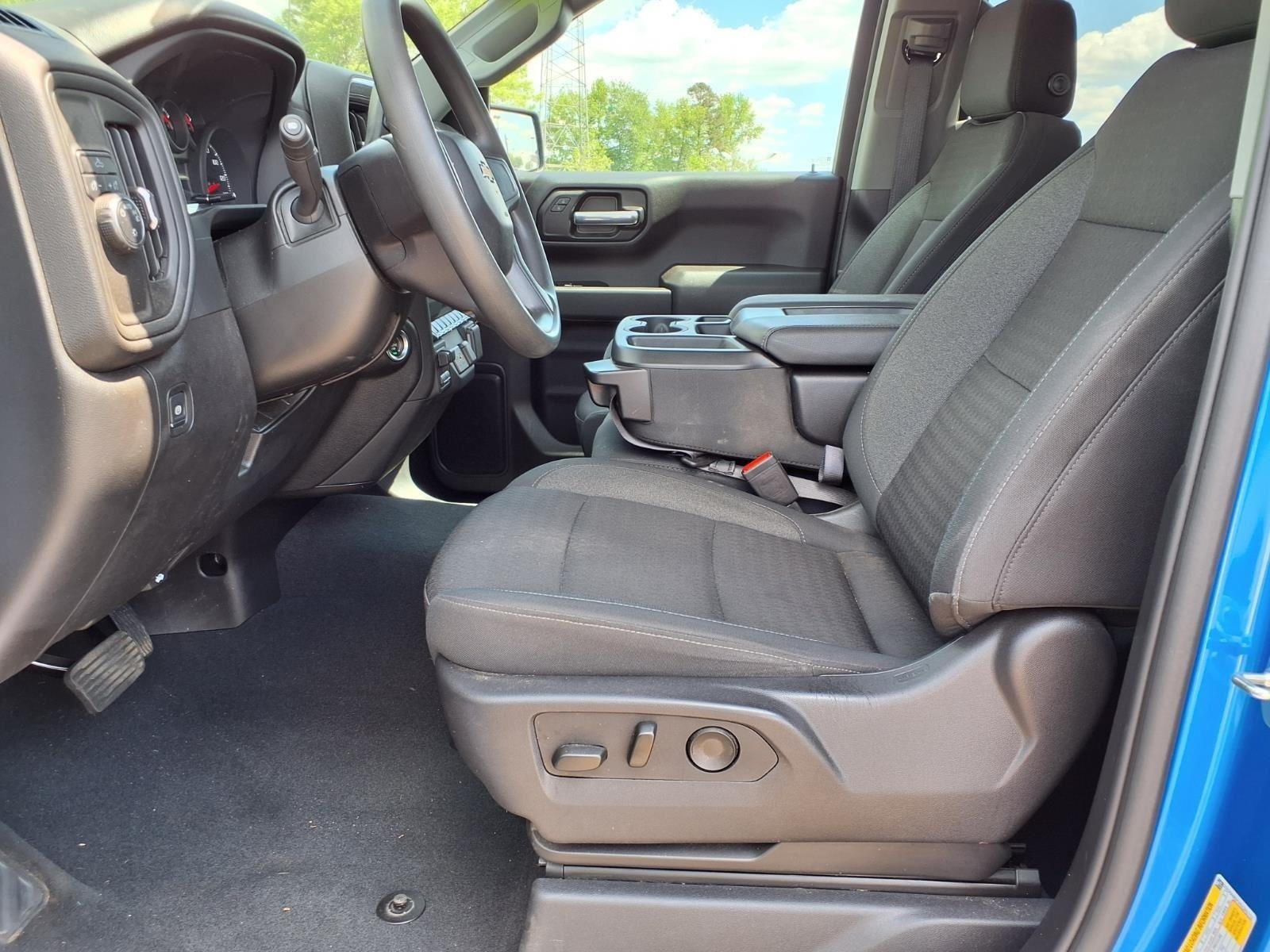 Used 2025  CHEVROLET CUSTOM image 18