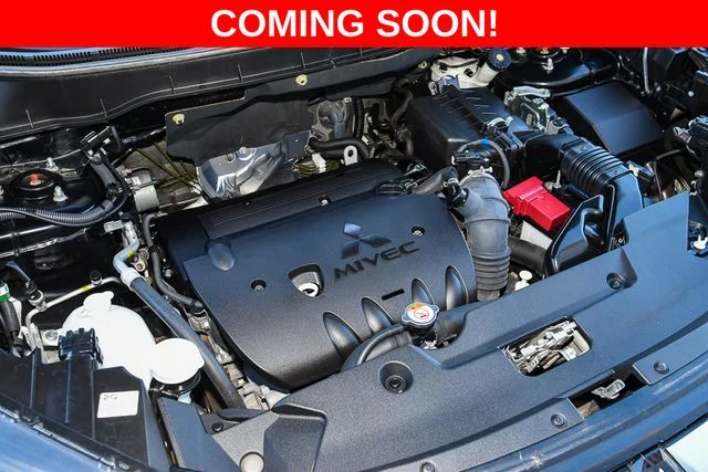 Used 2024 Gray Mitsubishi 4WD image 13