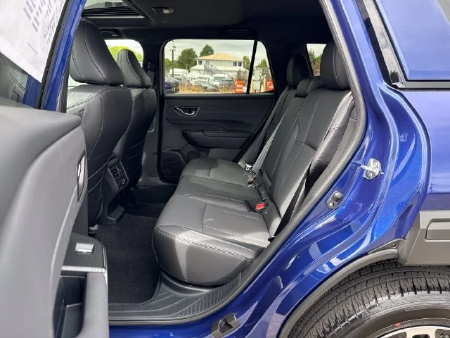 New 2026 SAPPHIRE BLUE PEARL Subaru Touring image 16