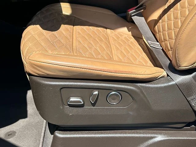 Used 2021 White Cadillac Premium Luxury image 18