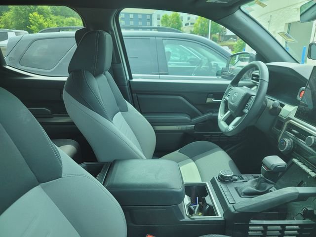 Used 2024  Toyota  image 6
