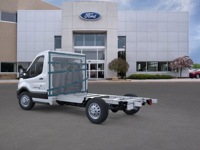 New 2026 Oxford White Ford Base image 4