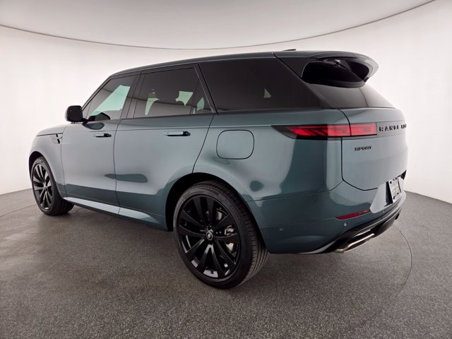 Used 2025 Green Land Rover Dynamic SE image 16